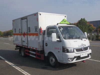 江特牌JDF5042XRQE6型易燃?xì)怏w廂式運輸車